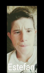 PicsArt_04-16-09.51.38